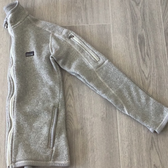 Patagonia women Better Sweater Jacket in XS - Picture 6 of 6